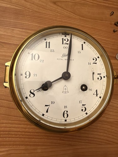 Schatz glasenuhr frische - -,