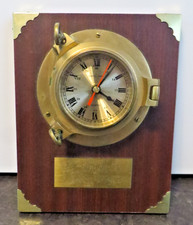 27205/ Maritime Quarz Uhr mit
