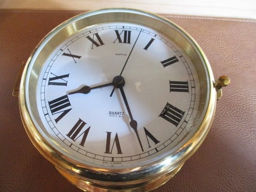 Große glasenuhr neptun quartz - glasenuhr,